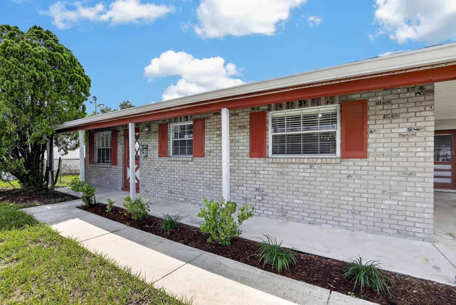 Single Family Residence at 403 ALMA DR, BRANDON, photo 96 of 99