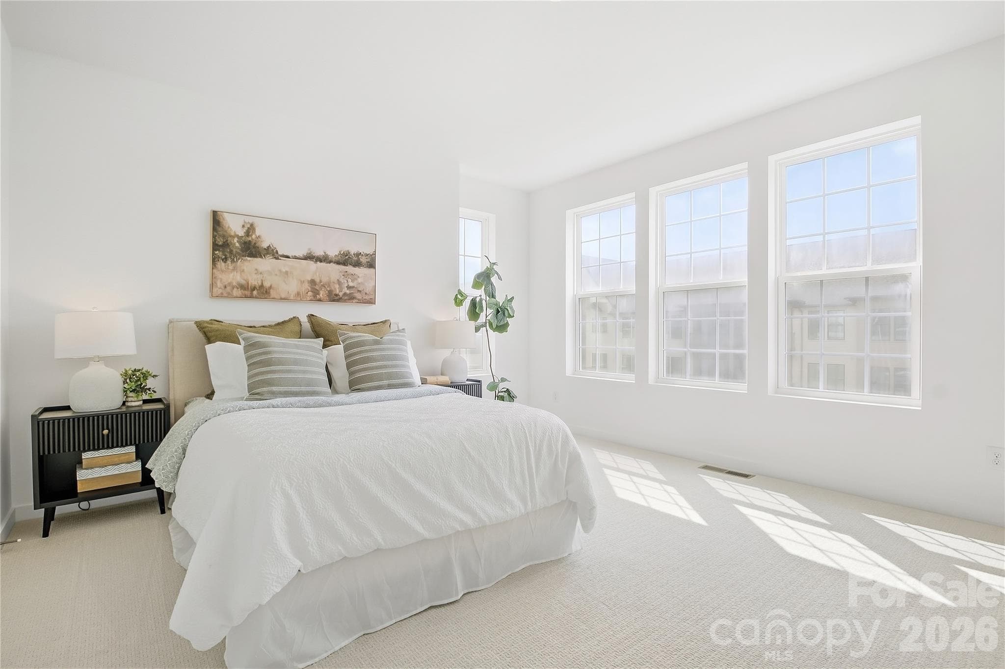 Secondary Bedroom - Charlotte