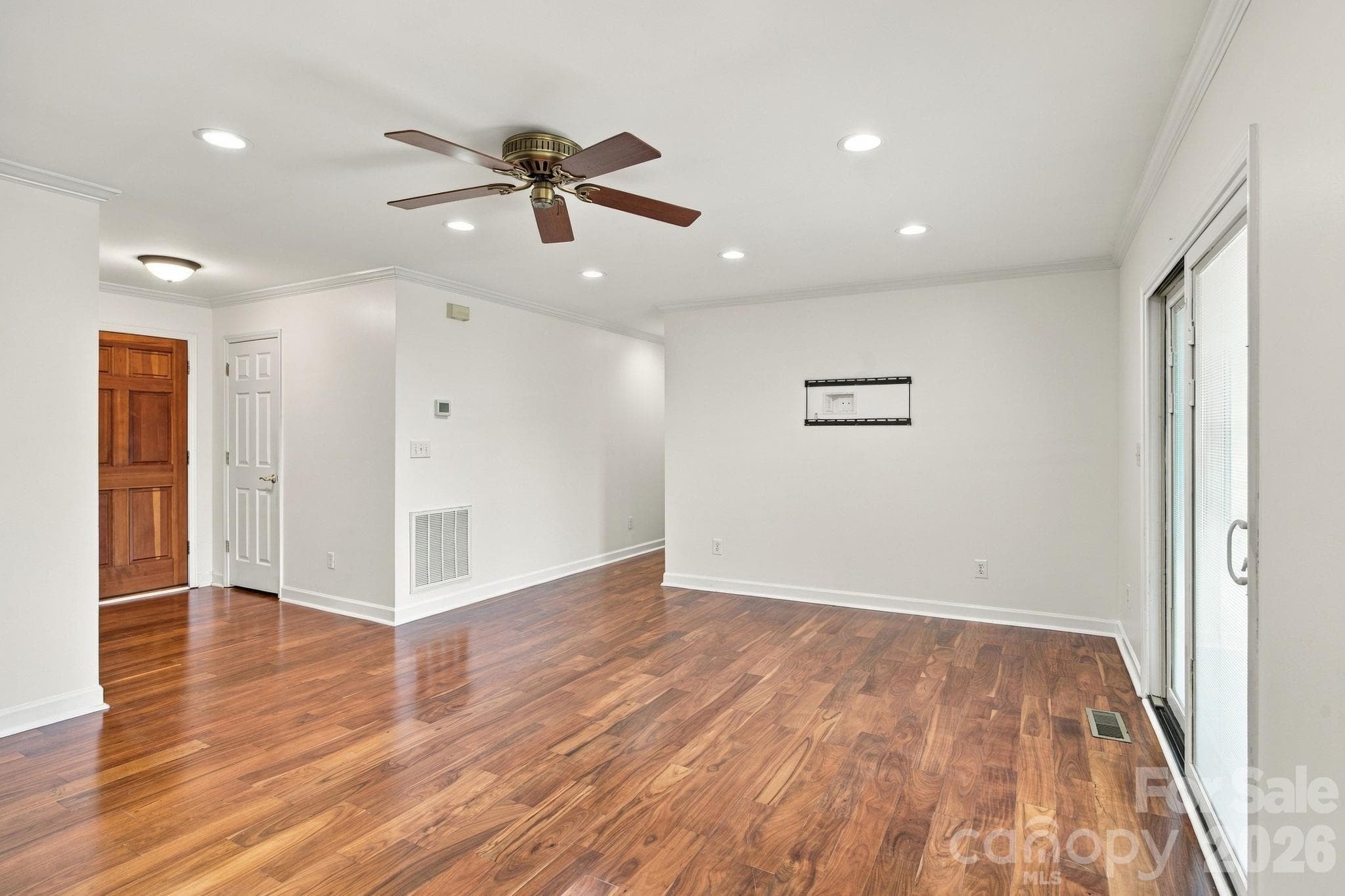 Single Family Residence at 1829 Kenmore Drive, Statesville, photo 7 of 40