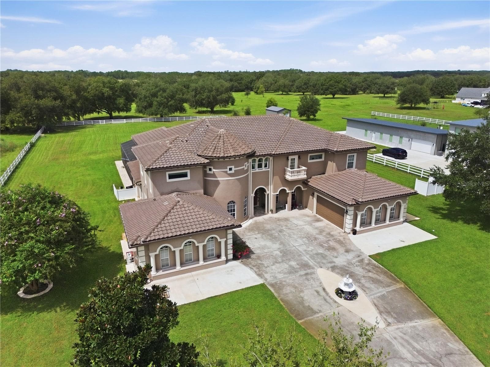 Single Family Residence at 19313 EAGLE RUN, GROVELAND, photo 92 of 93