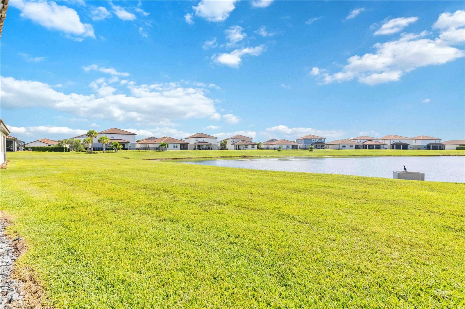 Single Family Residence at 13723 GREEN HAMMOCK PL, LAKEWOOD RANCH, photo 41 of 59