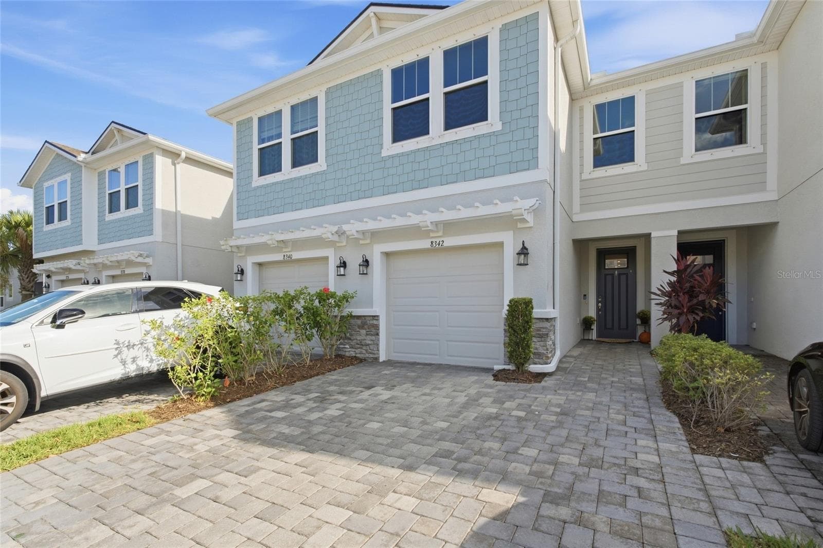 8342 WILDFLOWER GLEN AVE