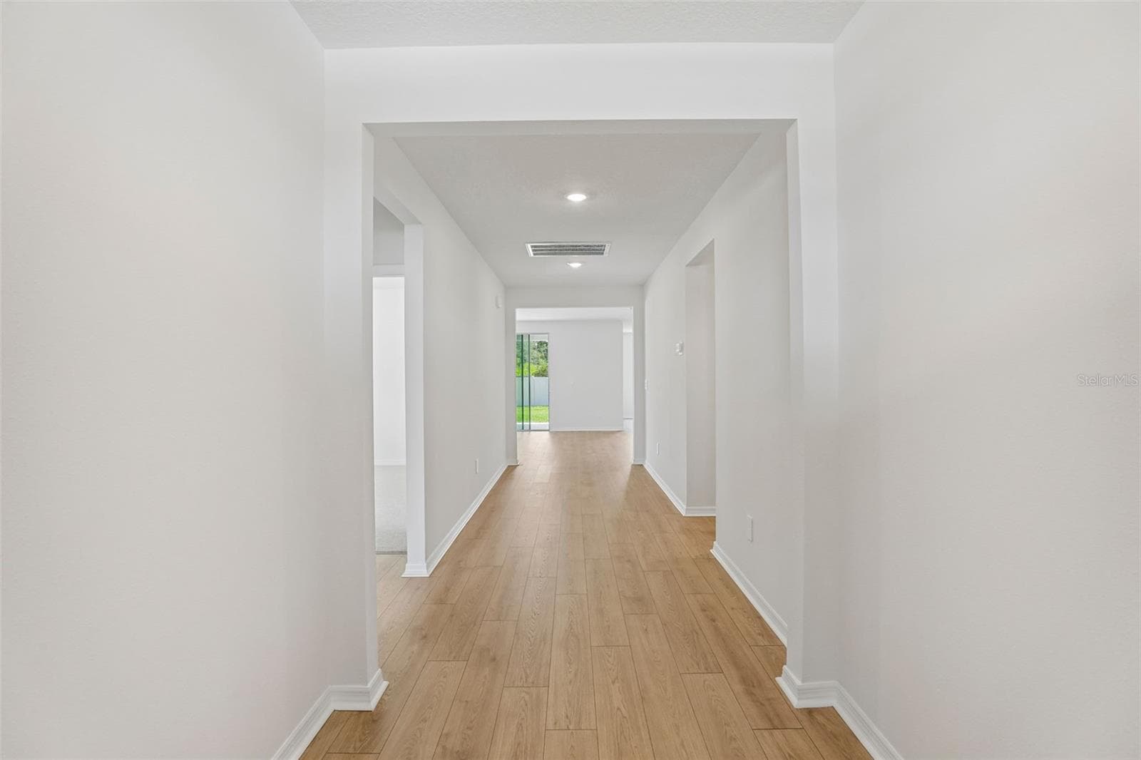 Single Family Residence at 14164 HARVEST PINES LN, HUDSON, photo 7 of 40