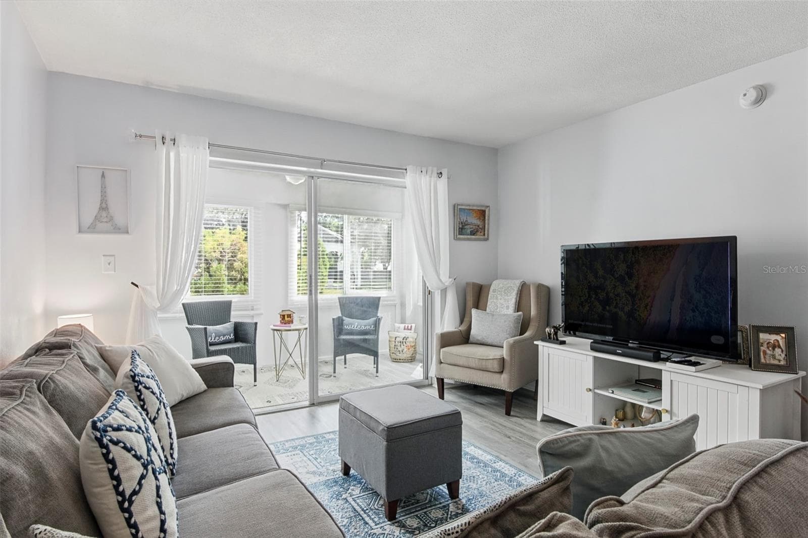 Condominium at 8651 10TH ST N #118, ST PETERSBURG, photo 5 of 33