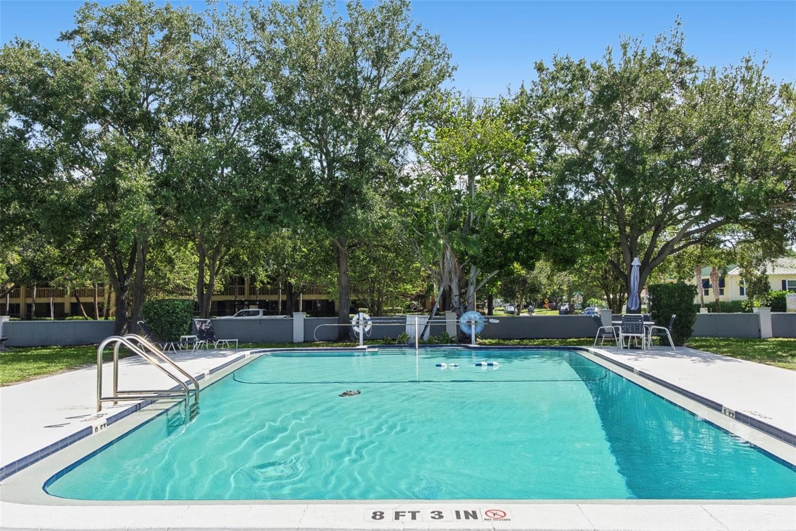 Condominium at 8651 10TH ST N #118, ST PETERSBURG, photo 7 of 33
