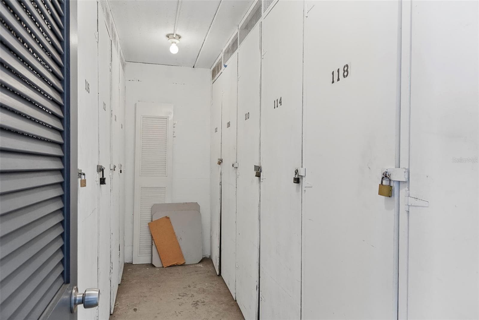 Condominium at 8651 10TH ST N #118, ST PETERSBURG, photo 29 of 33