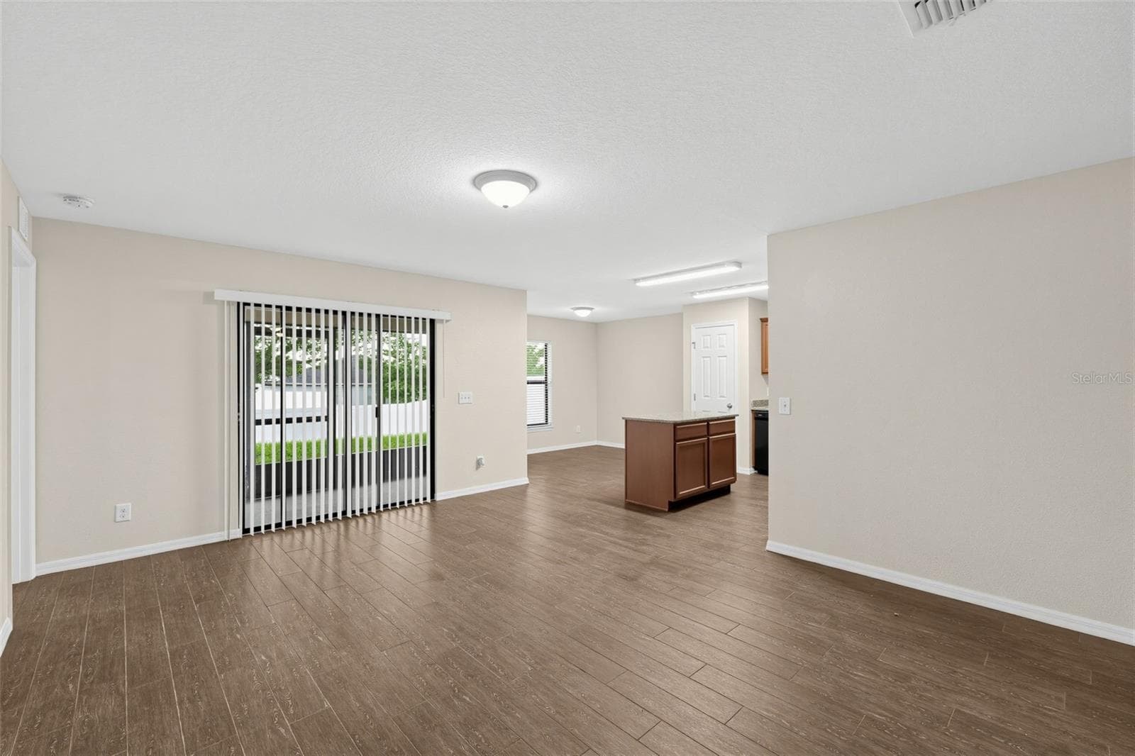 Single Family Residence at 860 WOODLARK DR, HAINES CITY, photo 3 of 22