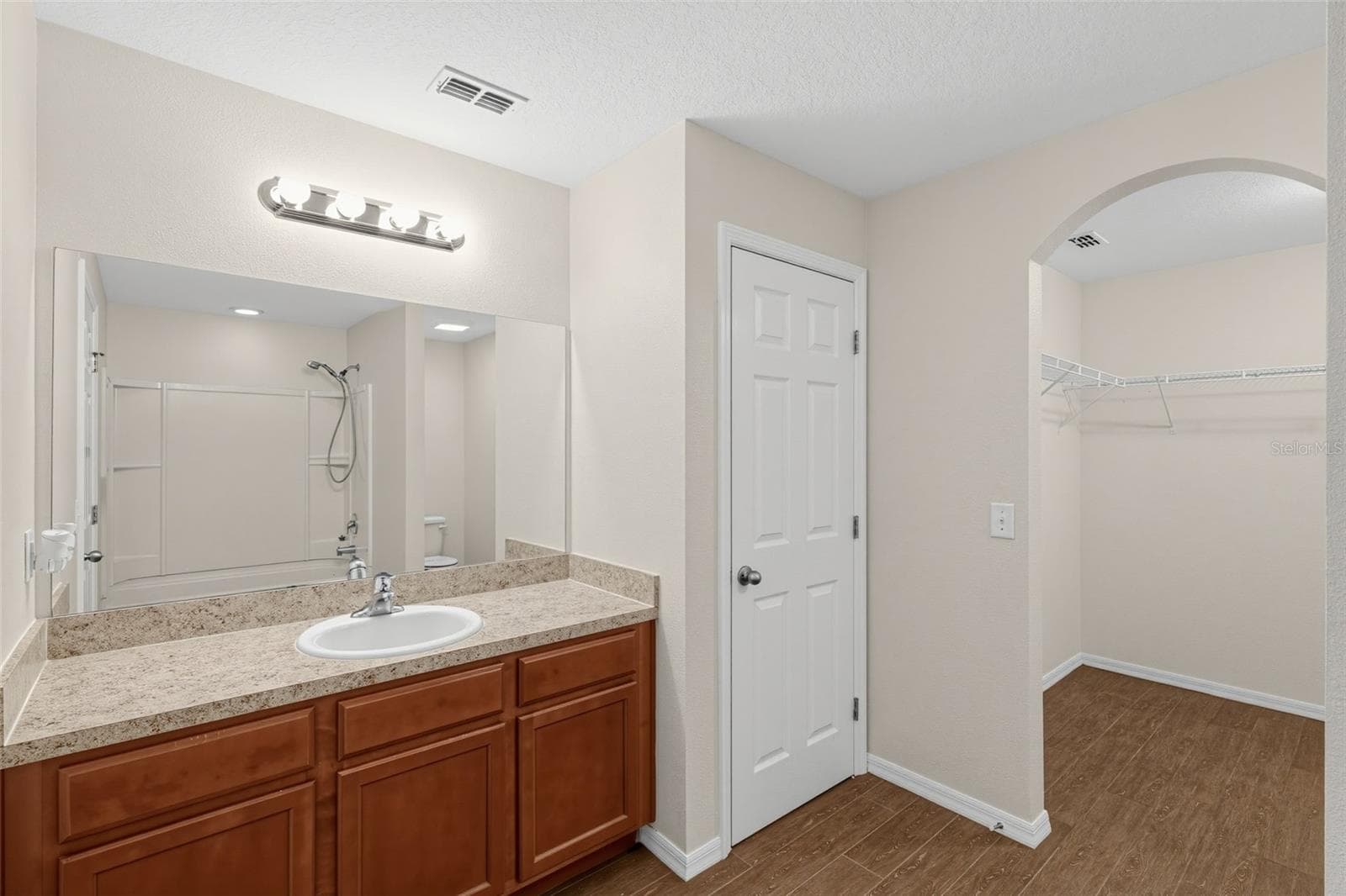 Single Family Residence at 860 WOODLARK DR, HAINES CITY, photo 11 of 22