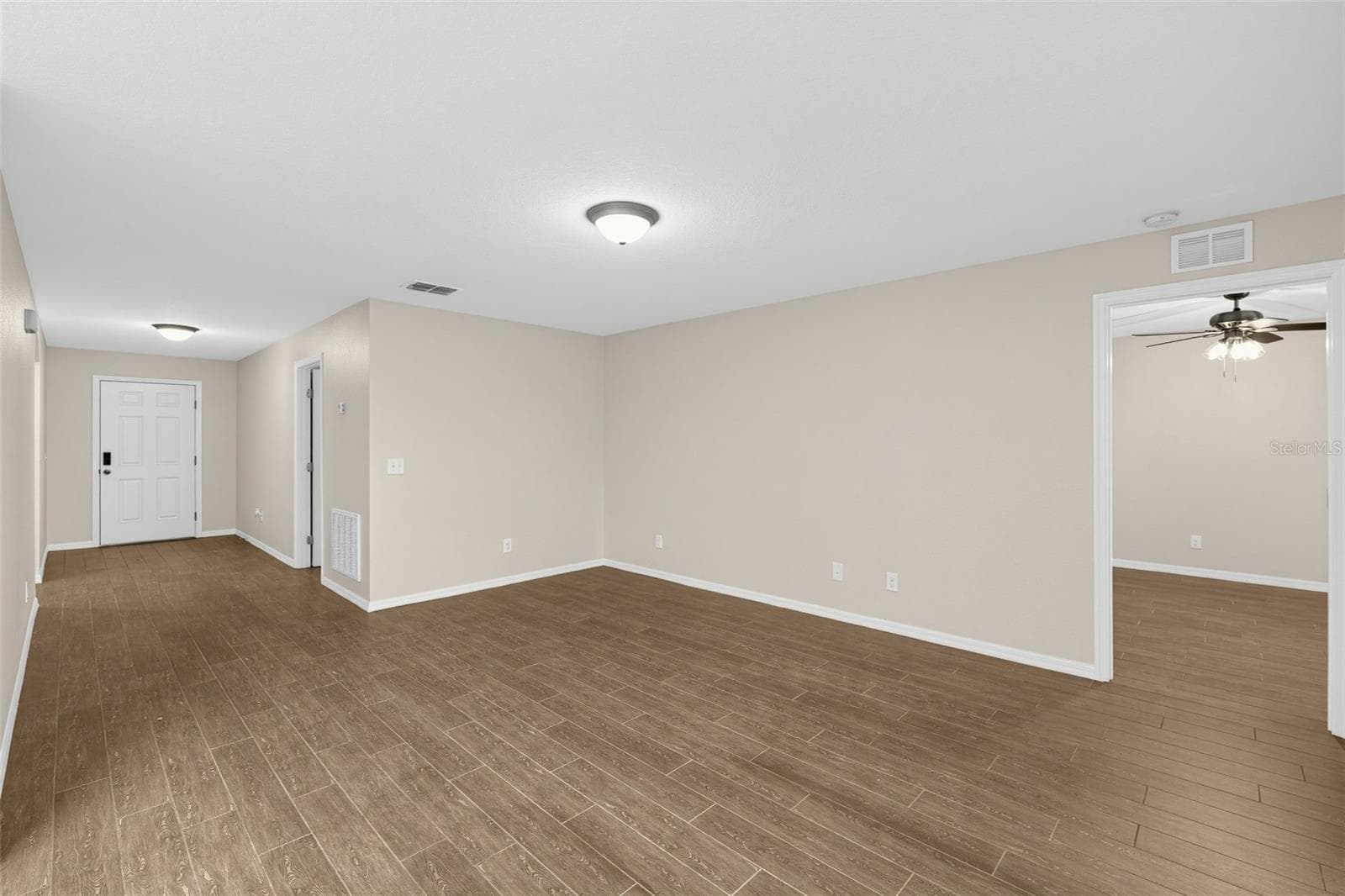 Single Family Residence at 860 WOODLARK DR, HAINES CITY, photo 20 of 22