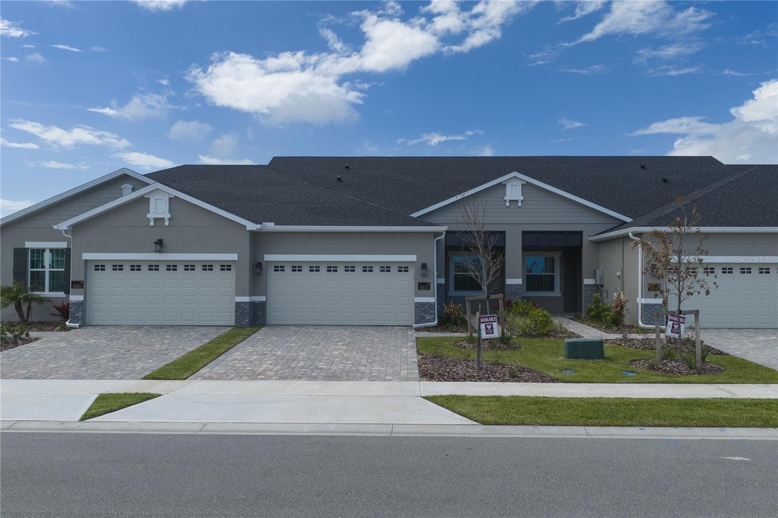 3371 GALERAS DR