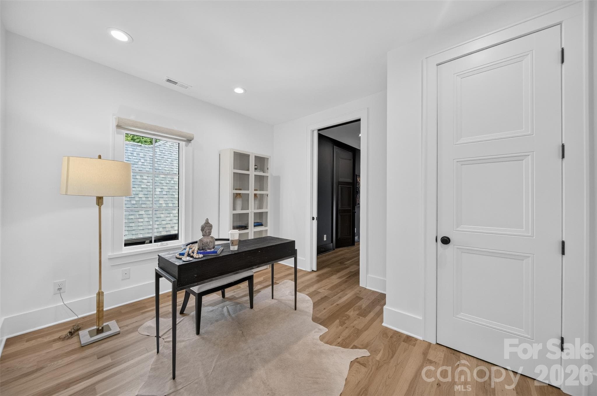 Single Family Residence at 6006 Old Providence Lane, Charlotte, photo 16 of 41