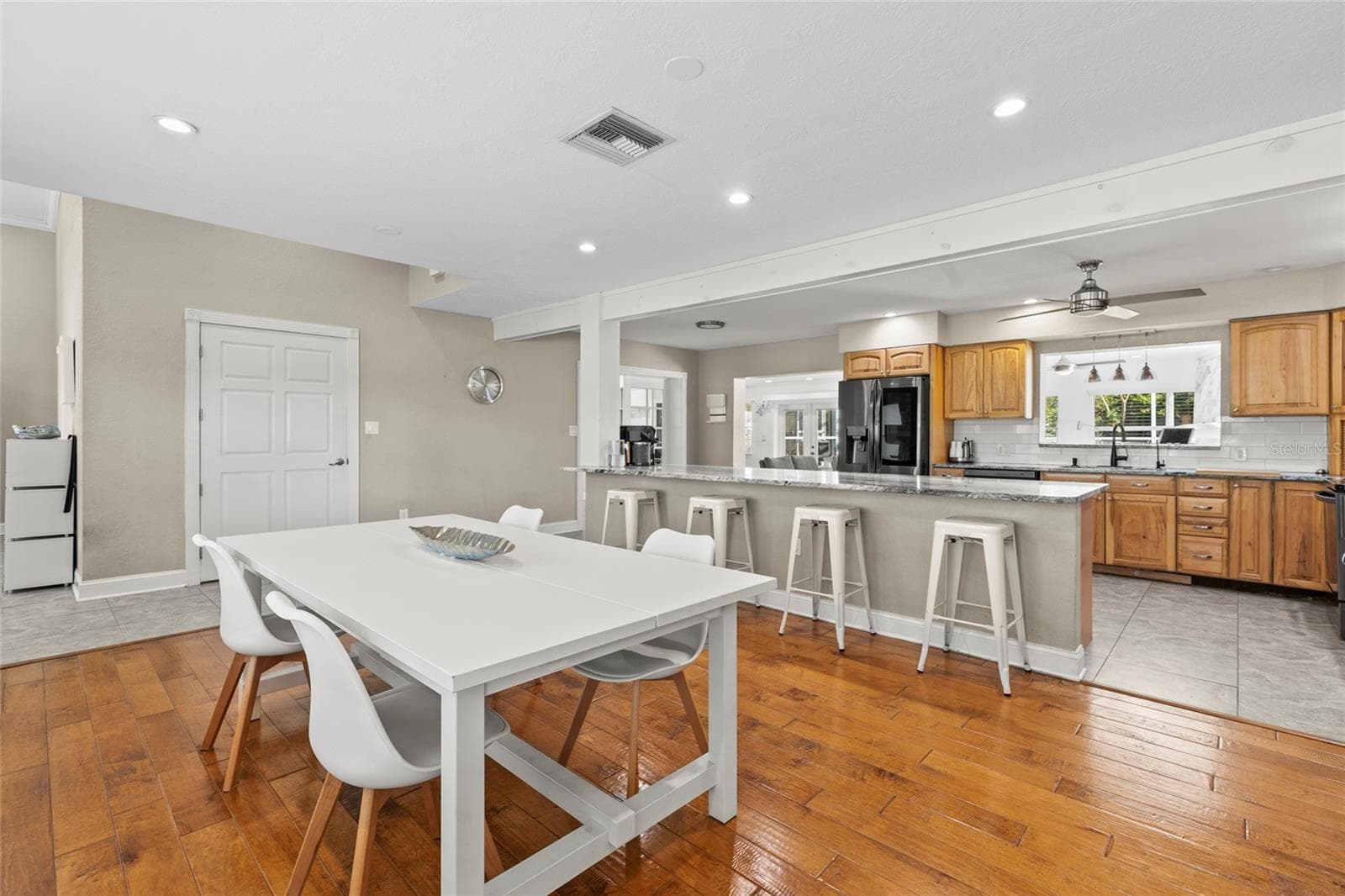 Single Family Residence at 5657 OCEANIC RD, HOLIDAY, photo 10 of 46
