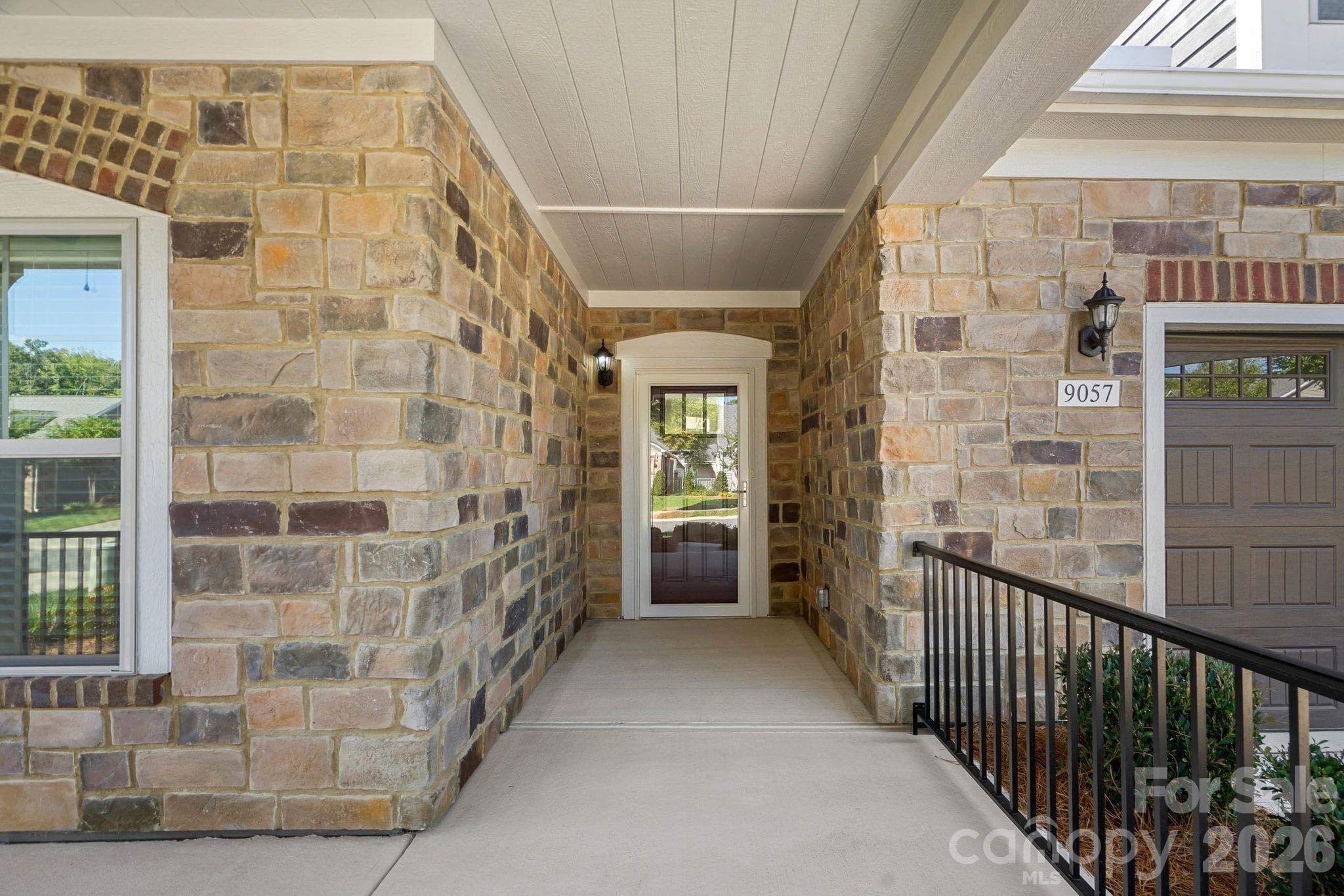 Single Family Residence at 9057 Treetop Way NW, Concord, photo 4 of 47