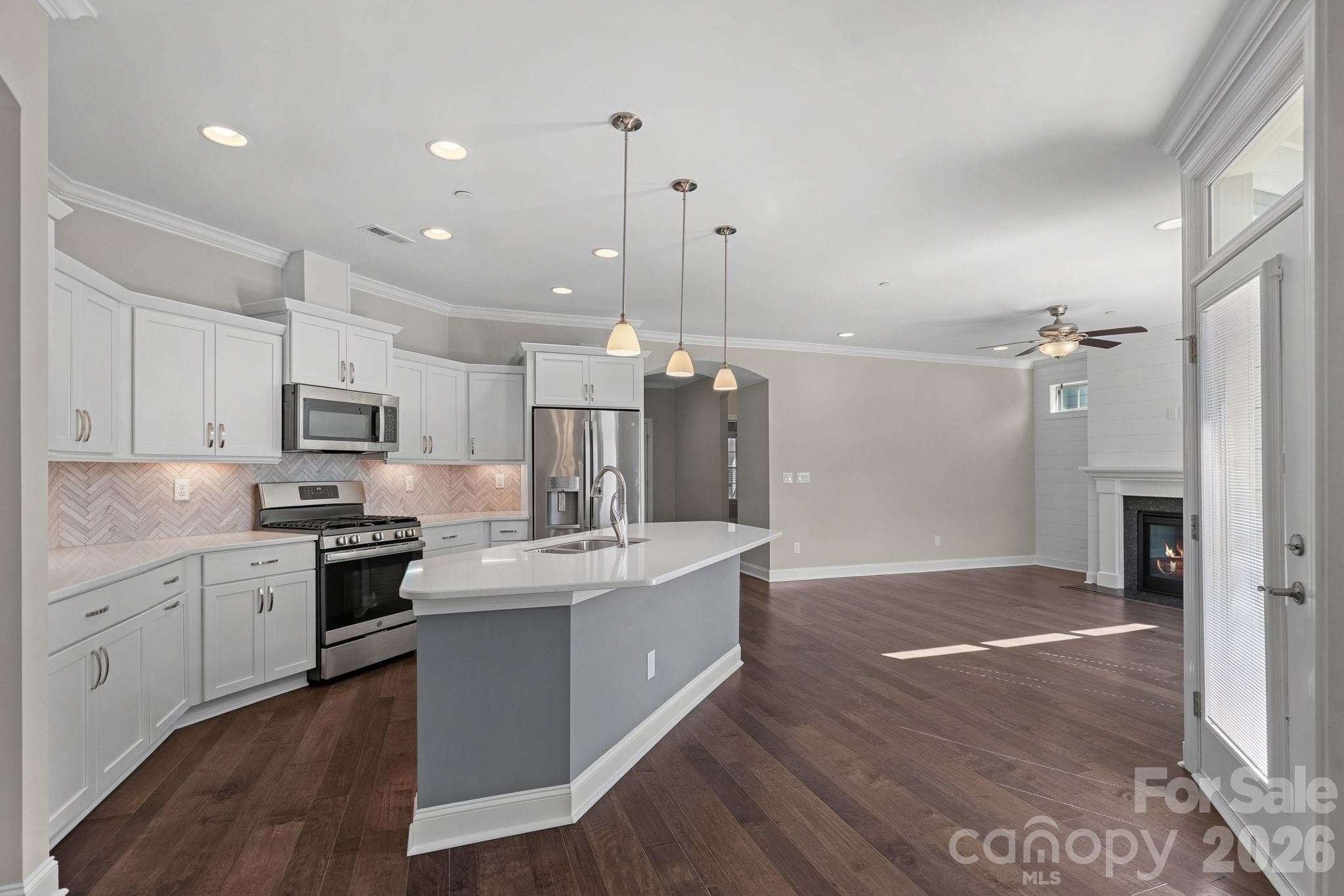 Single Family Residence at 9057 Treetop Way NW, Concord, photo 12 of 47