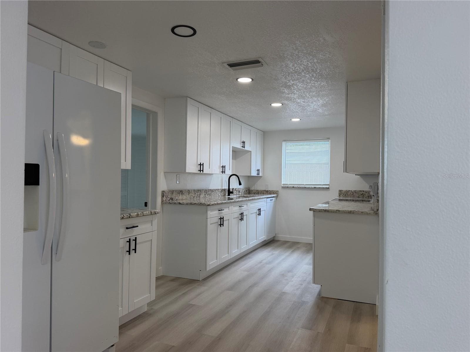 Kitchen - 6810 EL CAMINO PALOMA ST, PORT RICHEY