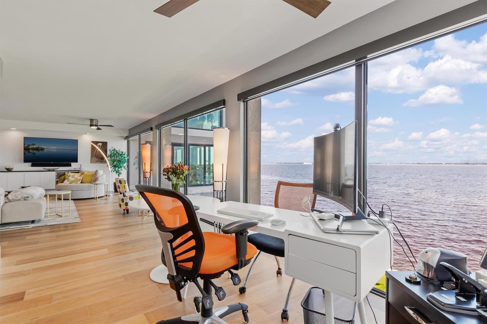 Don't get distracted! - 1600 W MARION AVE #224, PUNTA GORDA