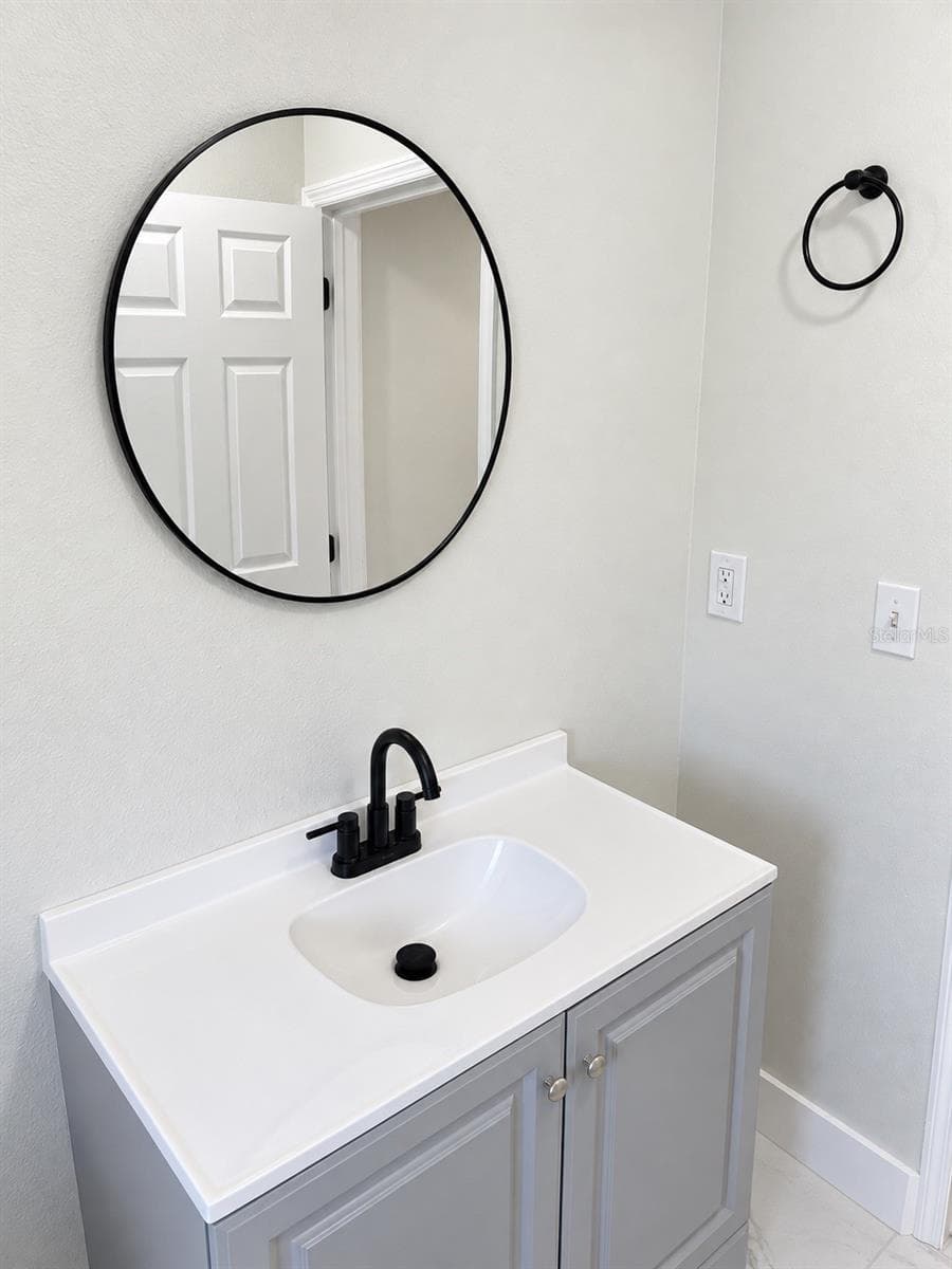Single Family Residence at 3403 MACHADO ST, TAMPA, photo 7 of 21