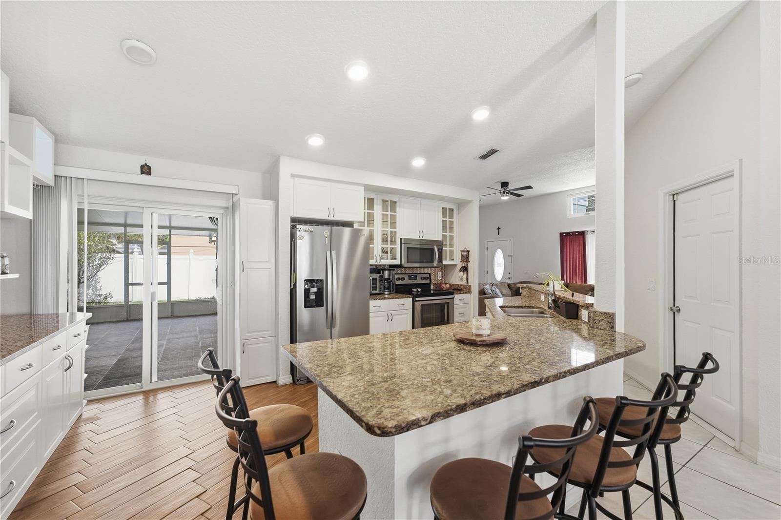Single Family Residence at 14728 DAY LILY CT, ORLANDO, photo 9 of 35