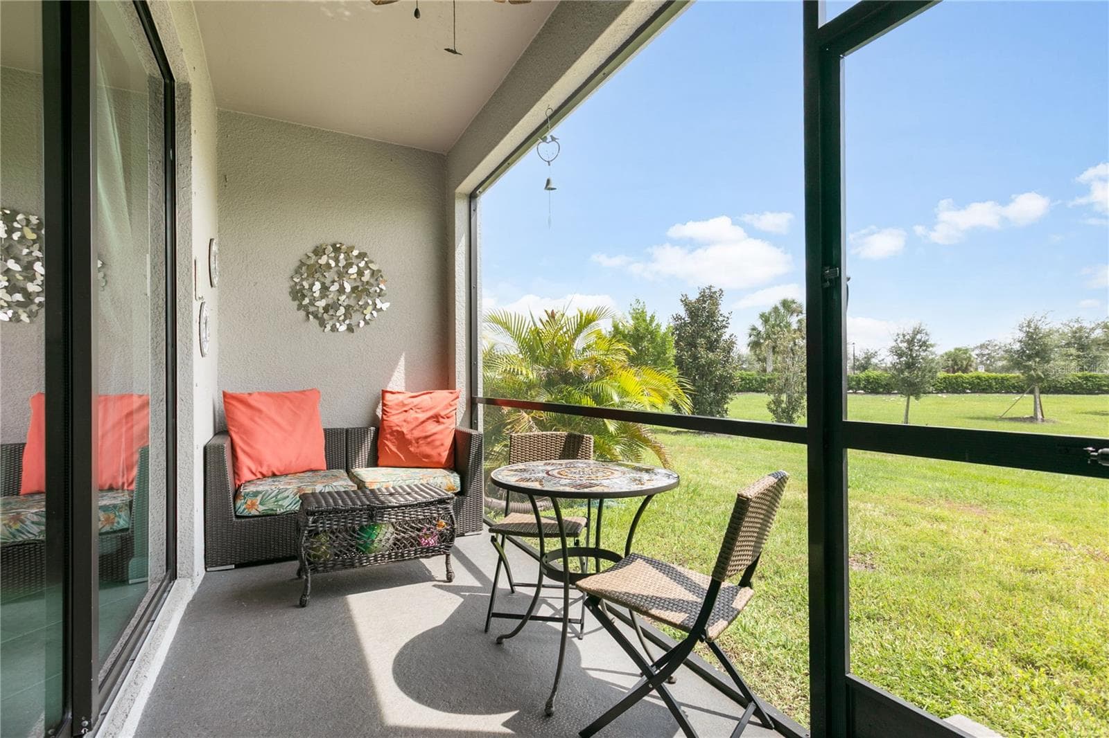 Townhouse at 15250 SUNNY DAY DR, BRADENTON, photo 27 of 40