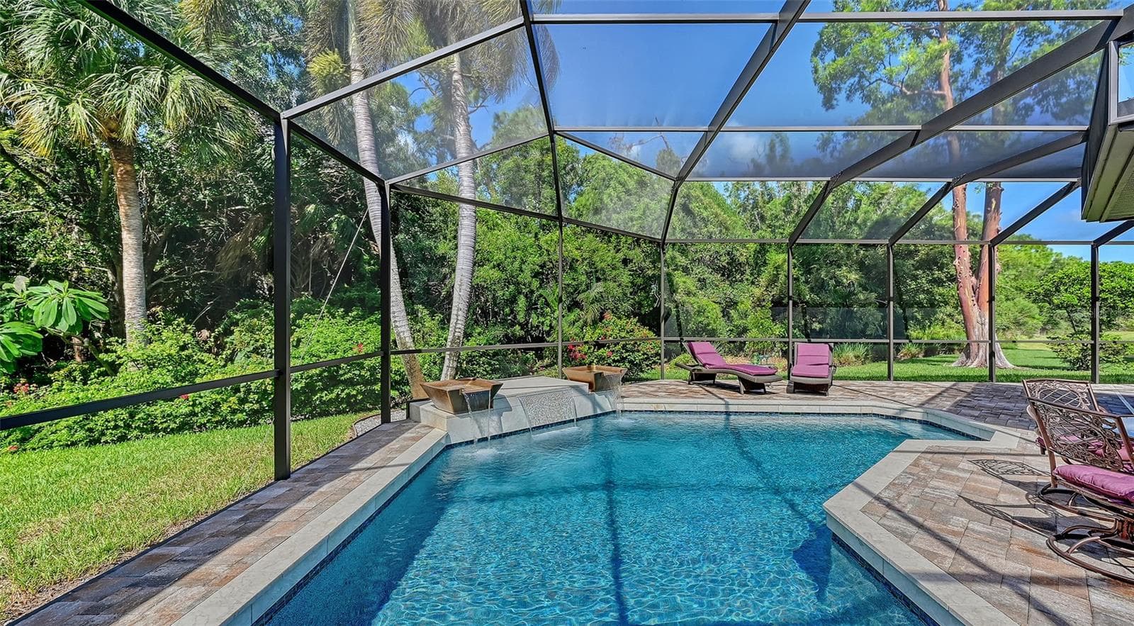 Screened pool area. - 8866 BLOOMFIELD BLVD, SARASOTA