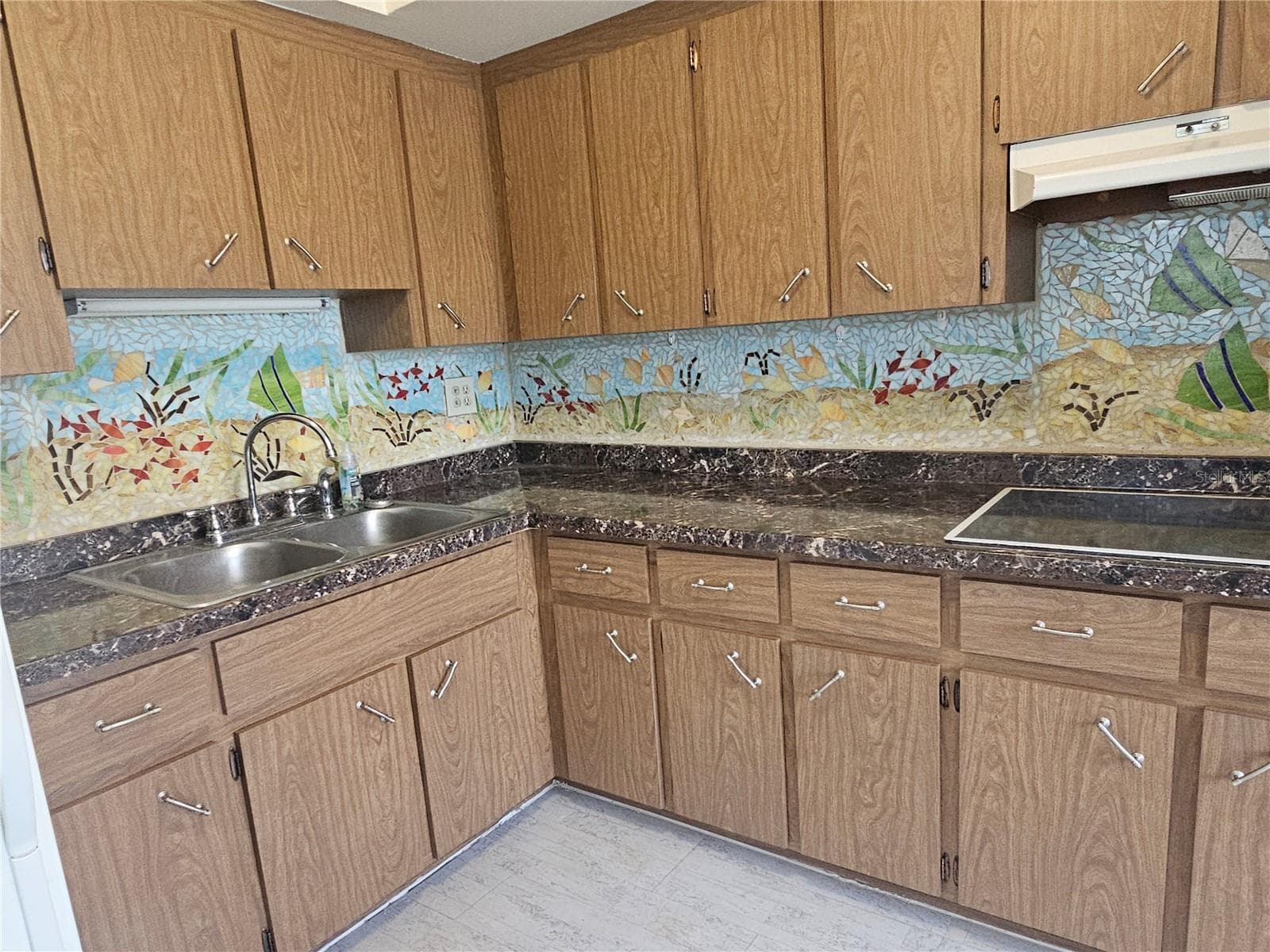 Condominium at 2070 WORLD PARKWAY BLVD #22, CLEARWATER, photo 6 of 70