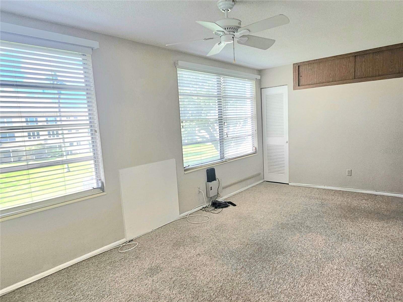 Condominium at 2070 WORLD PARKWAY BLVD #22, CLEARWATER, photo 11 of 70