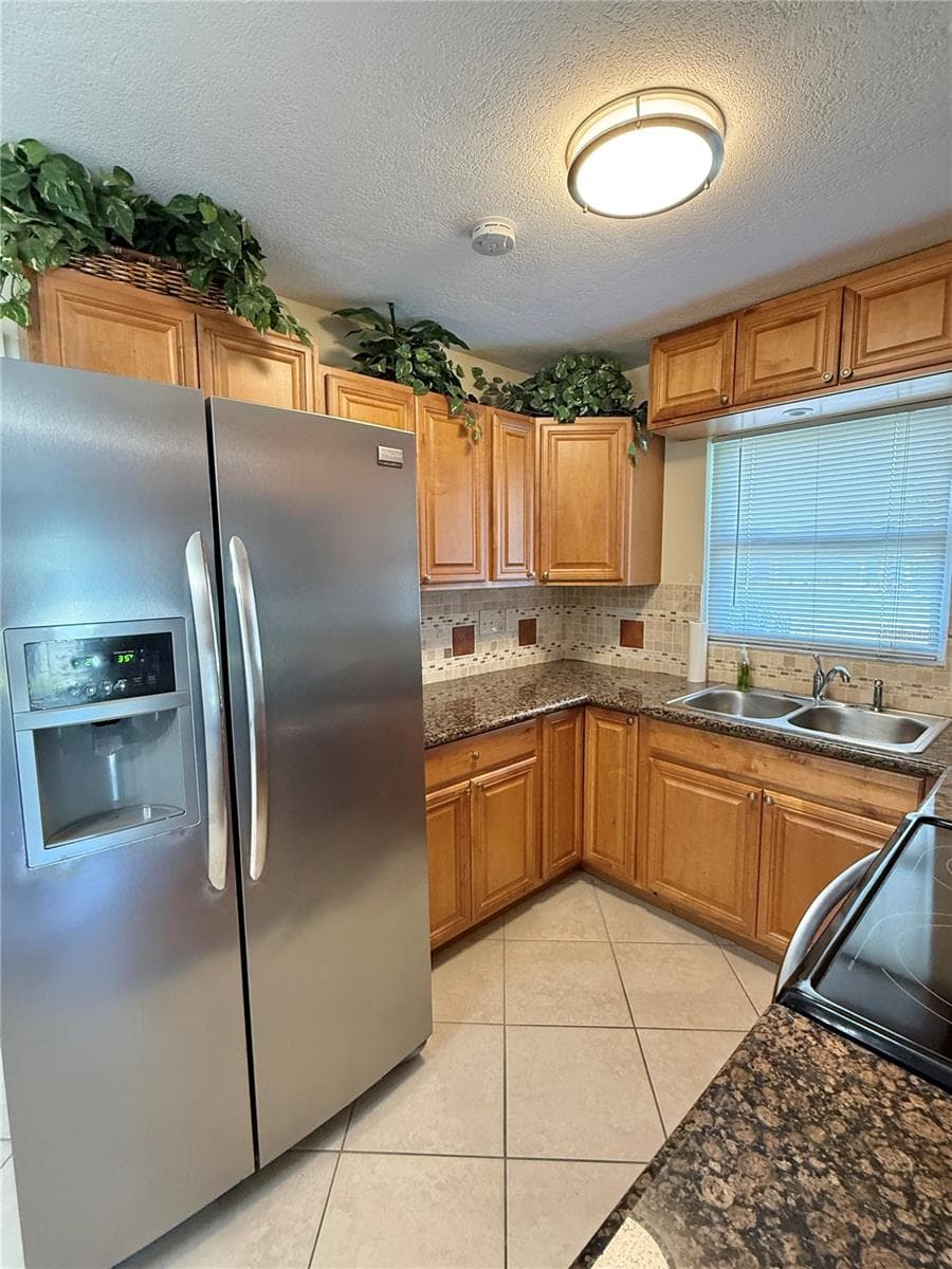Kitchen - 1036 HOPE ST, VENICE