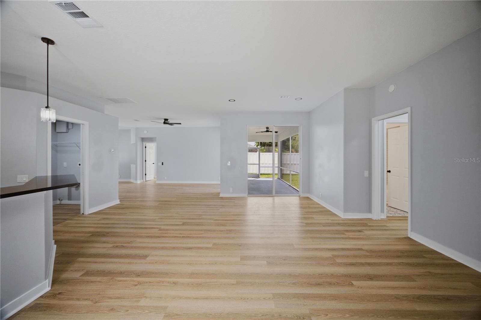 Single Family Residence at 518 HUNTER LN, BRADENTON, photo 17 of 54