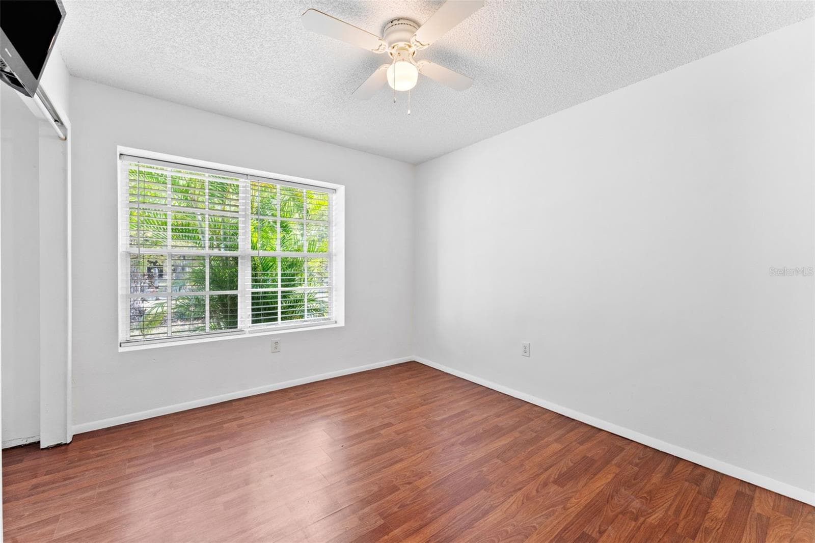 Single Family Residence at 1435 CLUB DR, TARPON SPRINGS, photo 27 of 45