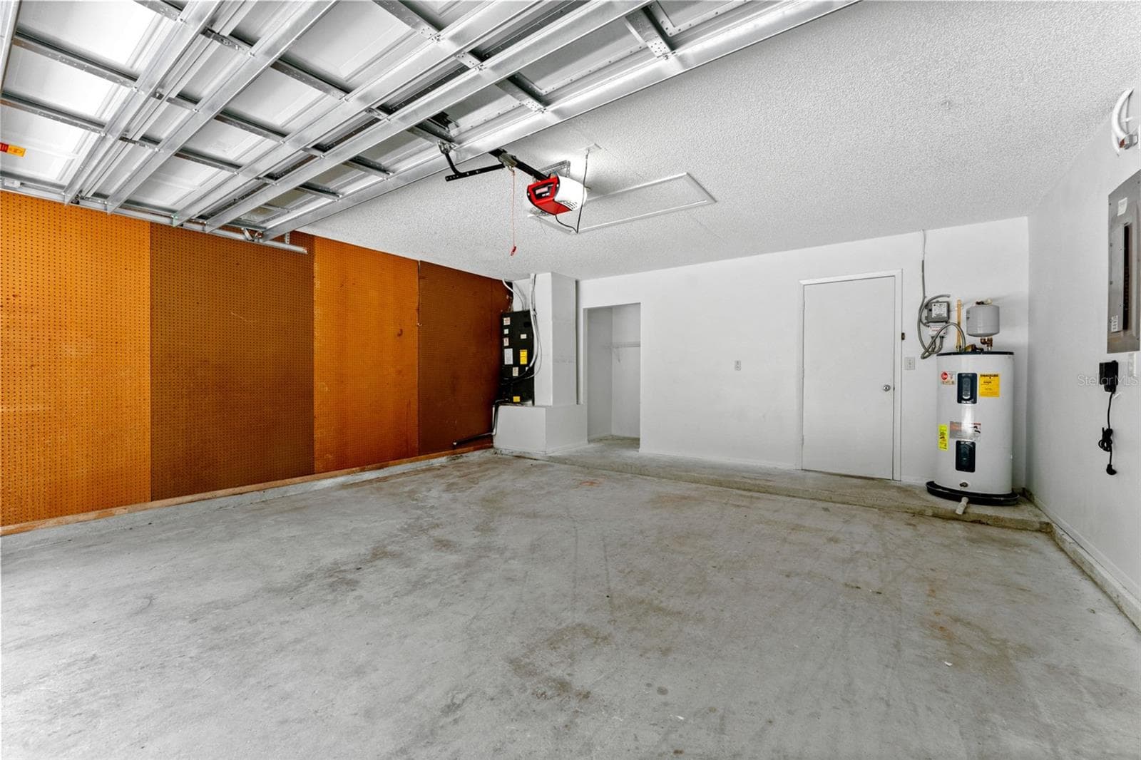 Single Family Residence at 1435 CLUB DR, TARPON SPRINGS, photo 34 of 45
