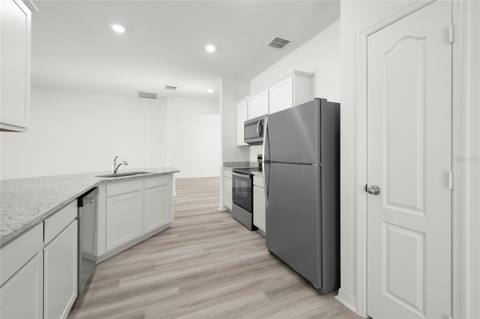 Single Family Residence at 13230 TULA LOOP, ASTATULA, photo 6 of 25