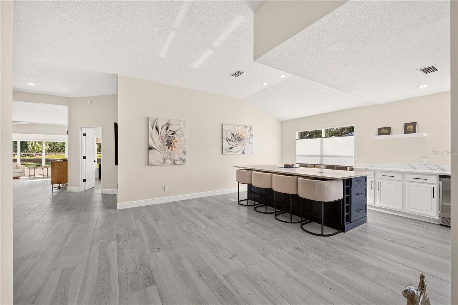 Single Family Residence at 1454 SAN CLEMENTE CT, THE VILLAGES, photo 12 of 95