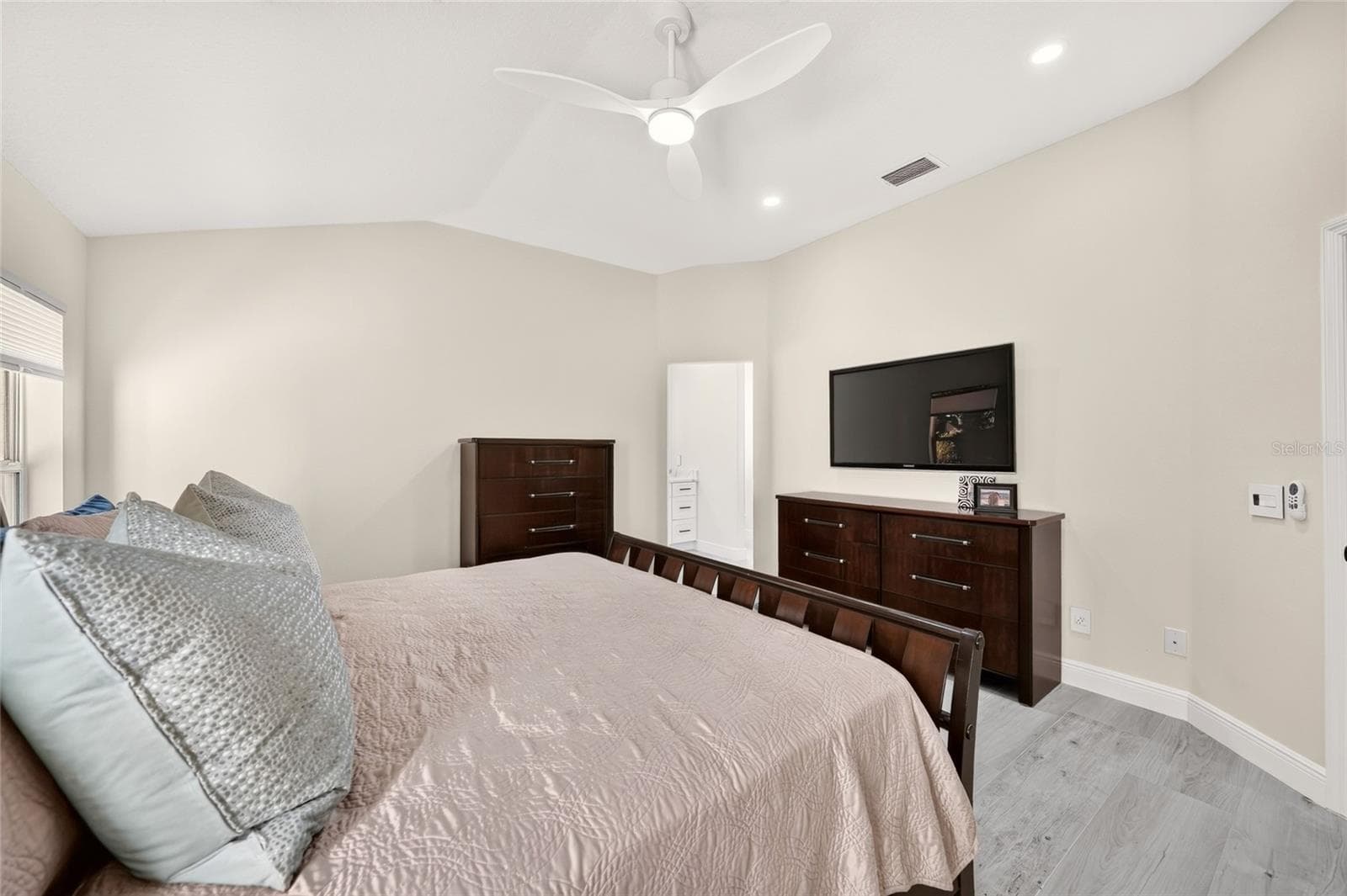 Single Family Residence at 1454 SAN CLEMENTE CT, THE VILLAGES, photo 53 of 95