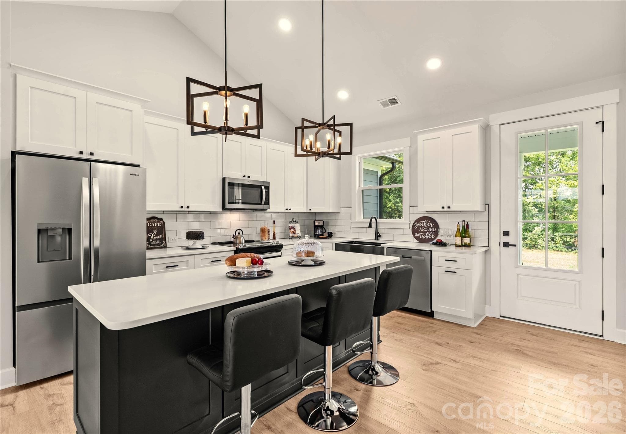 Gourmet Kitchen with huge quartz island & stainless appliances to include refrigerator. - 1205 Coppergate Drive, Salisbury