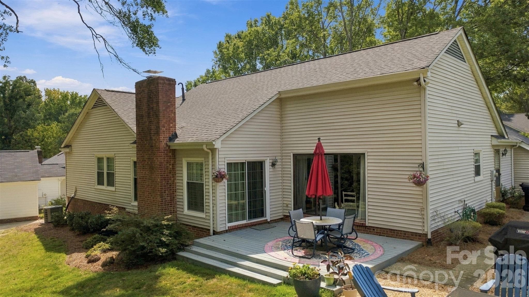 Single Family Residence at 4701 Dawnridge Drive, Charlotte, photo 14 of 18