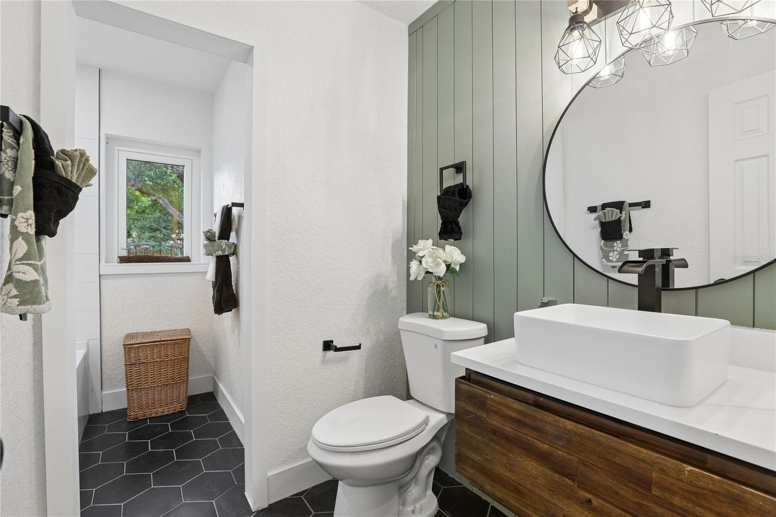 Single Family Residence at 1718 CAMPBELL AVE, ORLANDO, photo 18 of 25