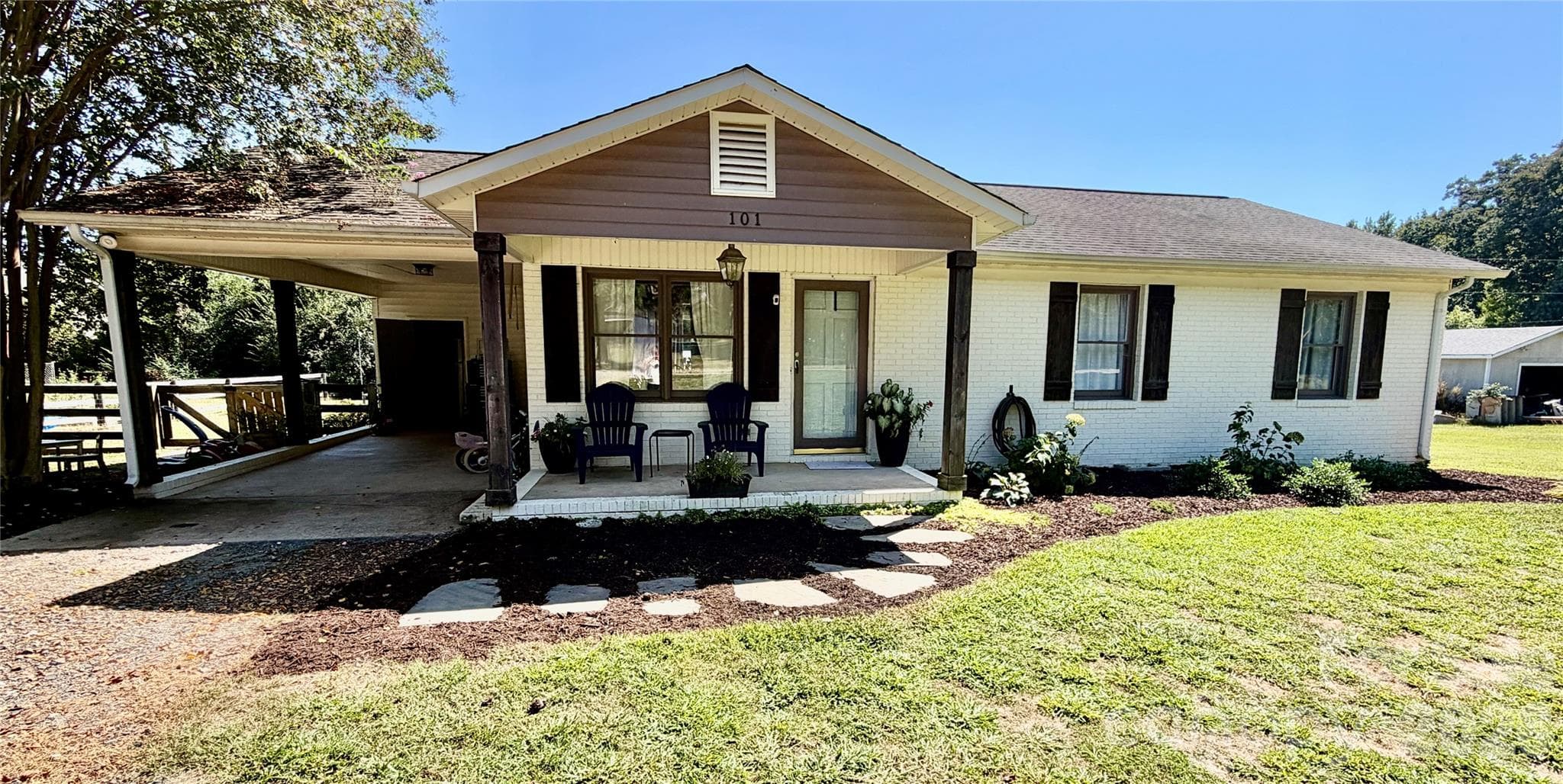 Single Family Residence at 101 Morningstar Drive, Locust, photo 2 of 14