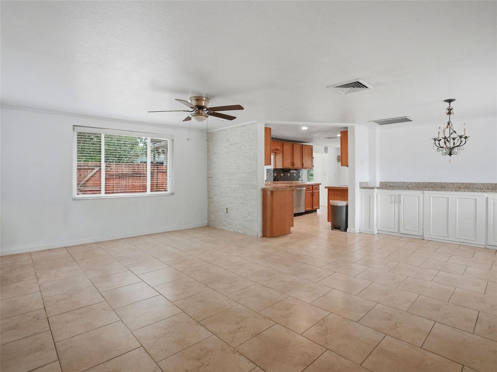 Living and dining room - 8502 ARROWHEAD DR, HUDSON