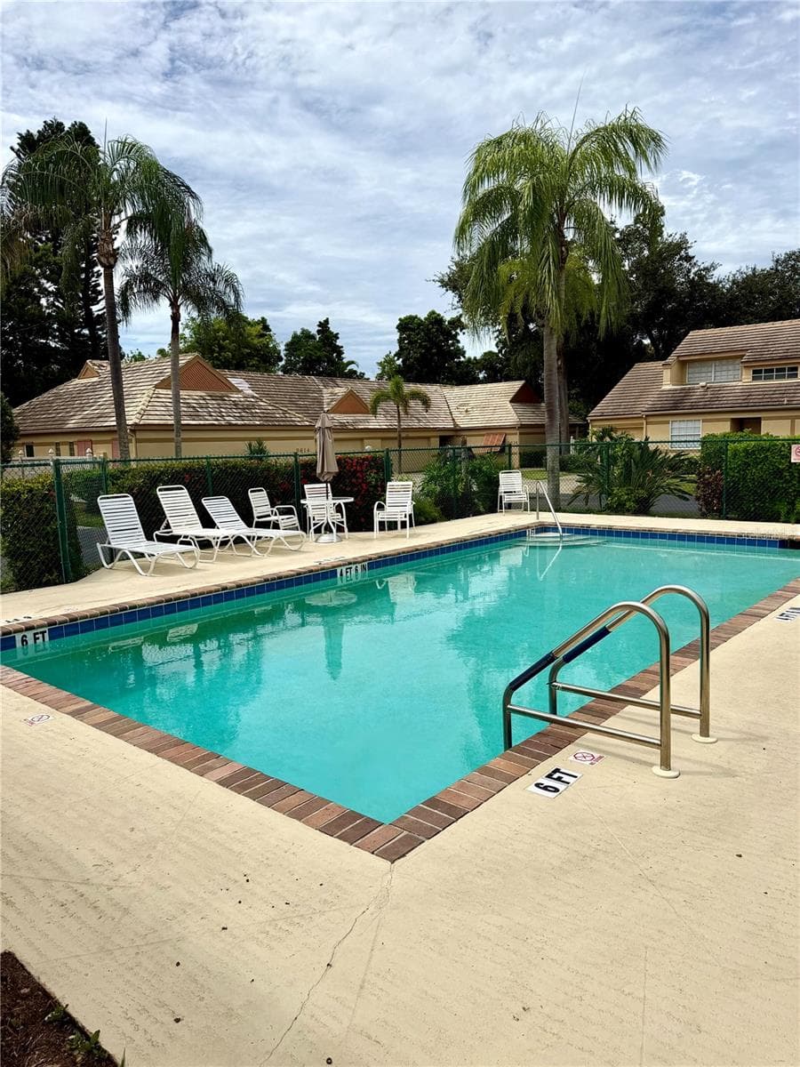 This 2nd community pool is in YOUR cul-de-sac! Just walk across the street to your private pool - 3606 57TH AVENUE DR W, BRADENTON