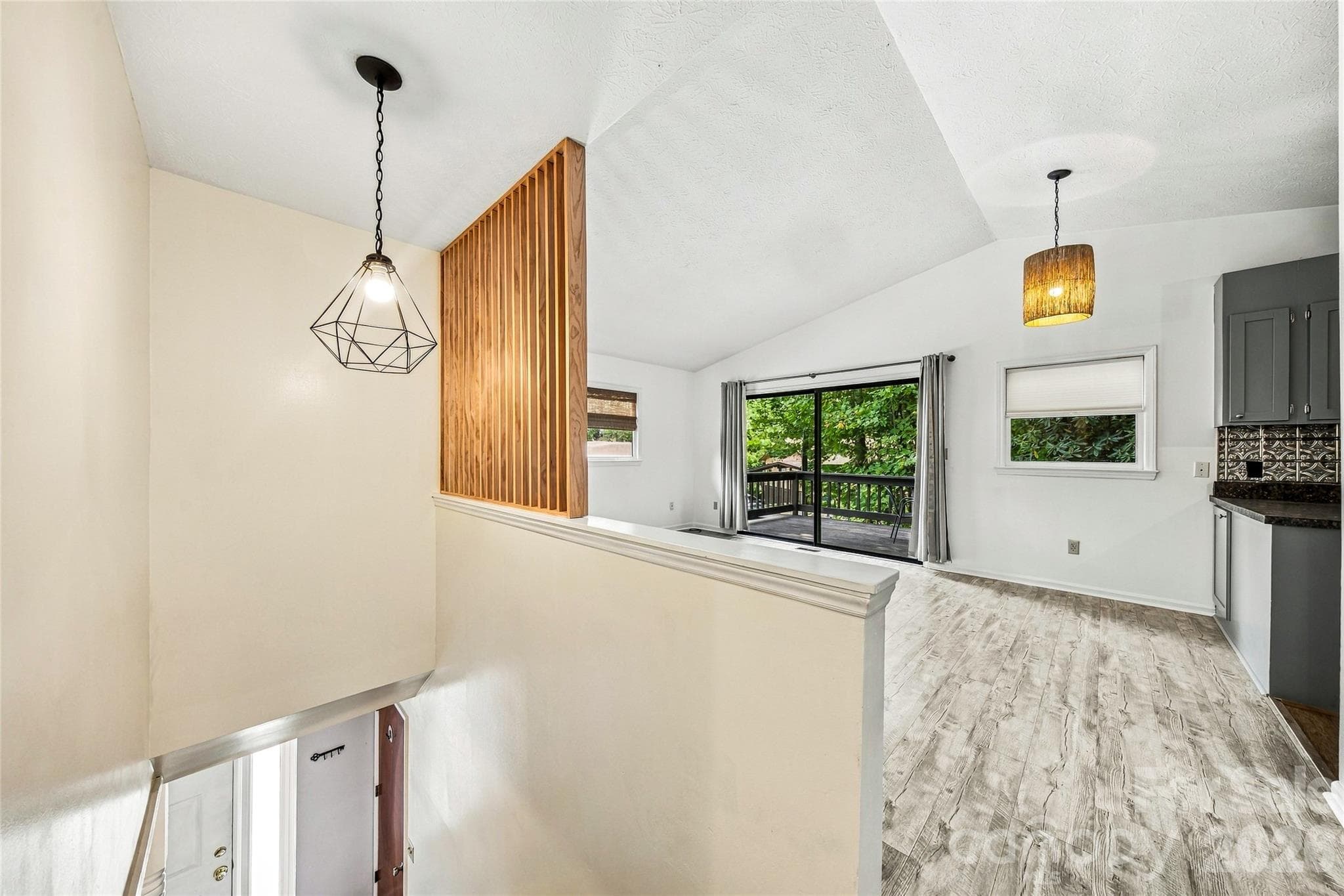 Condominium at 117 View De Lake Drive, Etowah, photo 10 of 24