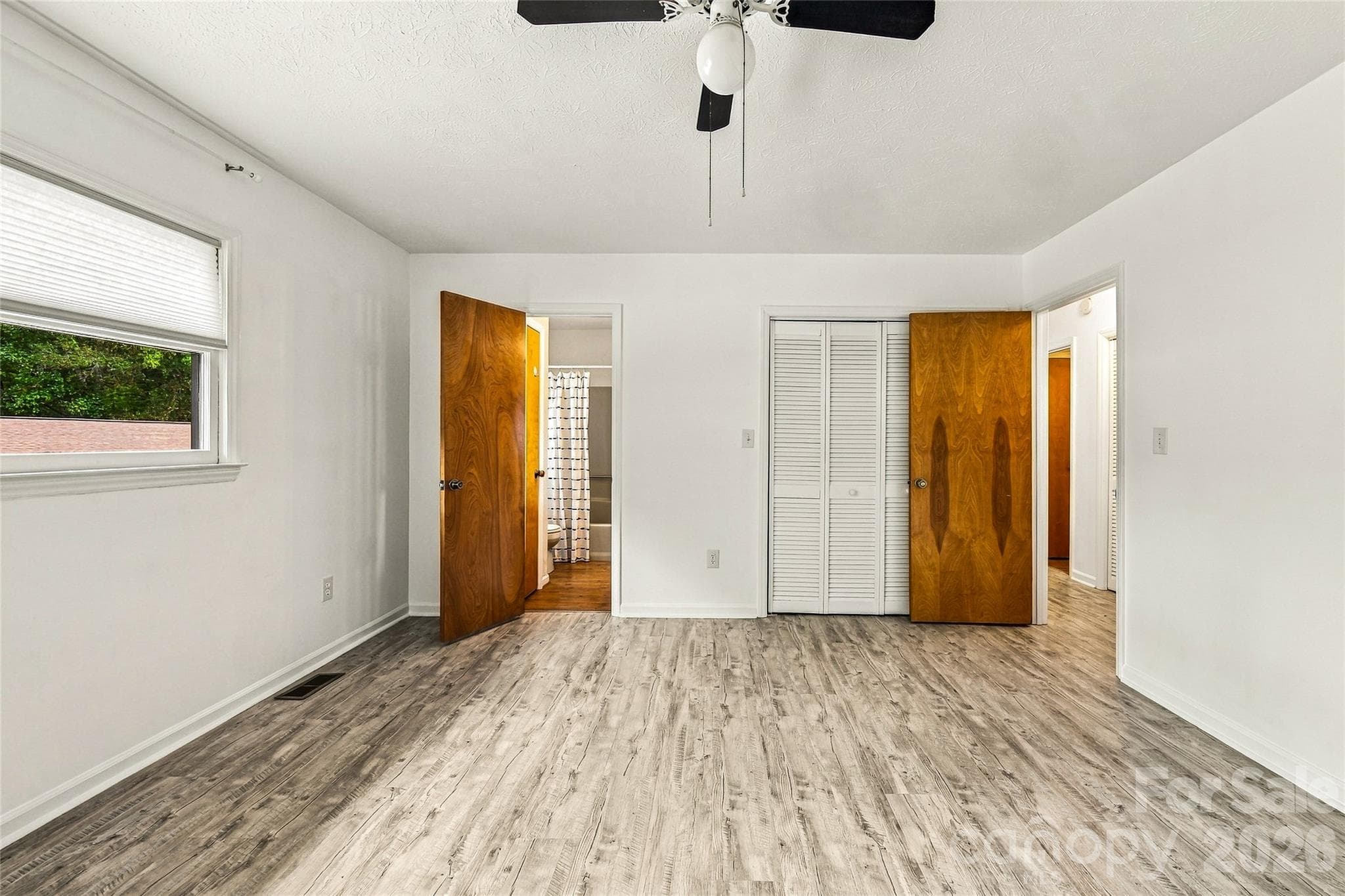 Primary ensuite - 117 View De Lake Drive, Etowah