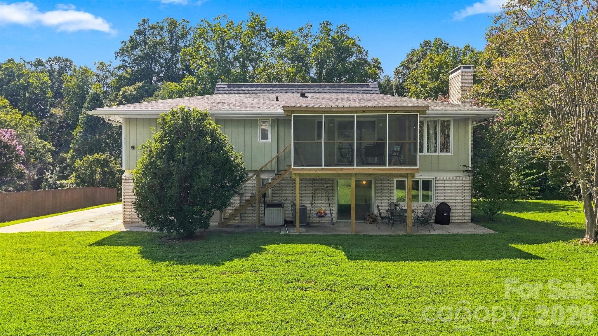 Single Family Residence at 706 Springdale Road, Statesville, photo 5 of 48