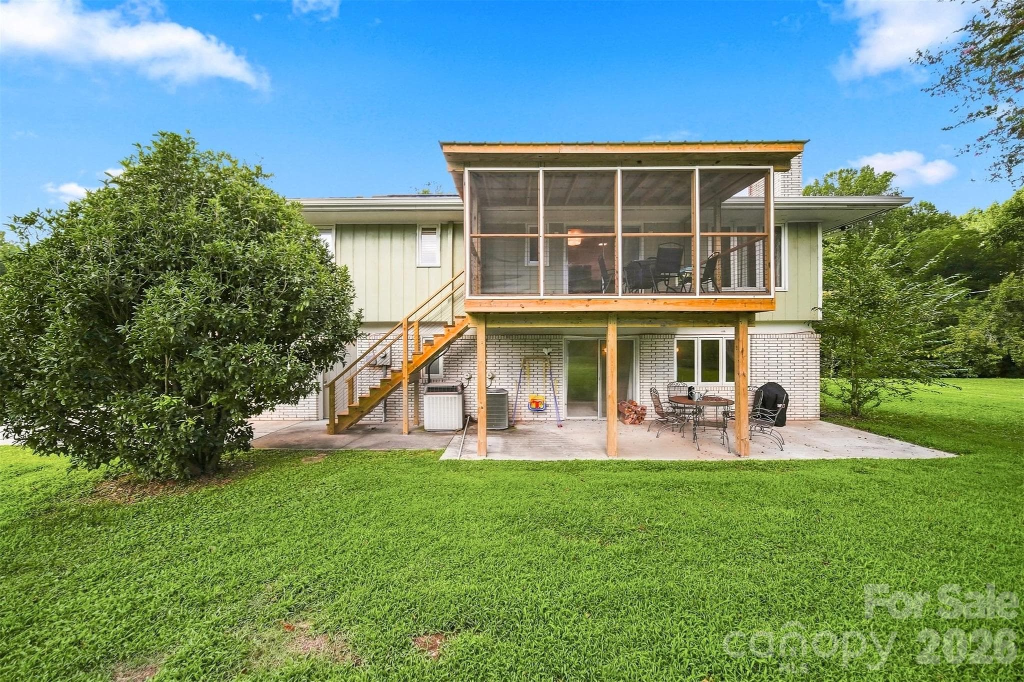 Single Family Residence at 706 Springdale Road, Statesville, photo 12 of 48