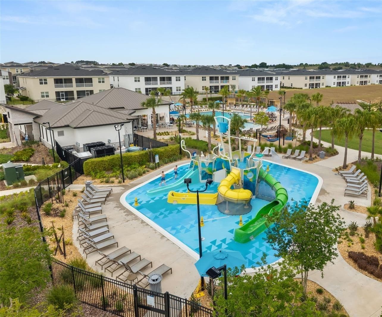 Waterslide - 949 LEADER ST, DAVENPORT