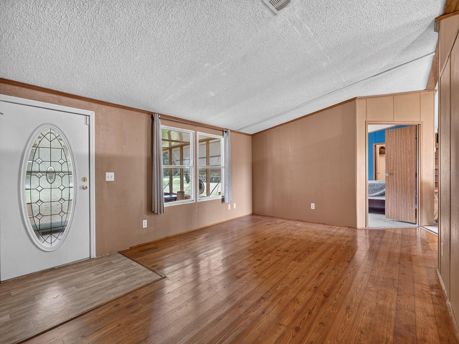 Manufactured Home at 18748 NE 148TH TERRACE RD, FORT MC COY, photo 10 of 53
