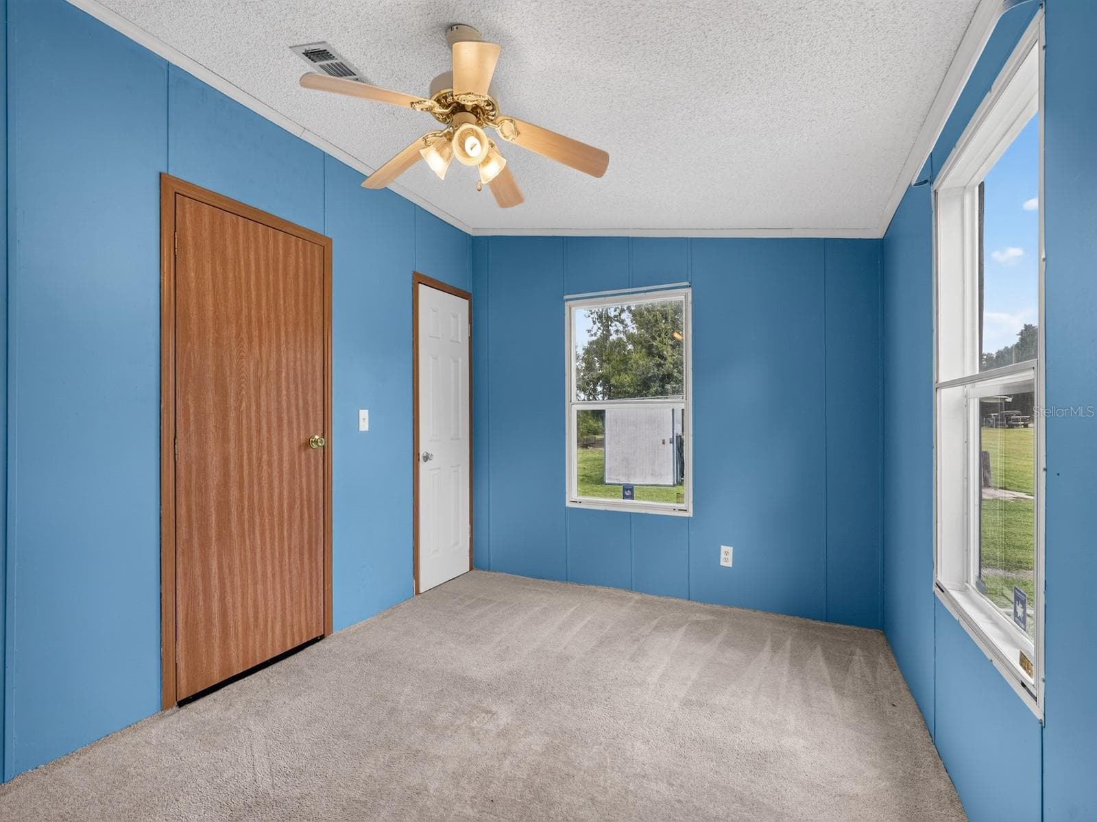 Manufactured Home at 18748 NE 148TH TERRACE RD, FORT MC COY, photo 13 of 53