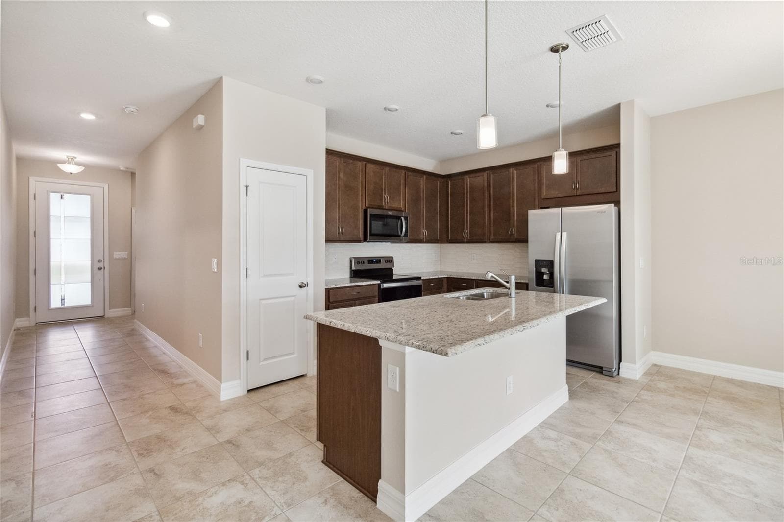 Single Family Residence at 1247 SILO DR, ST CLOUD, photo 8 of 32
