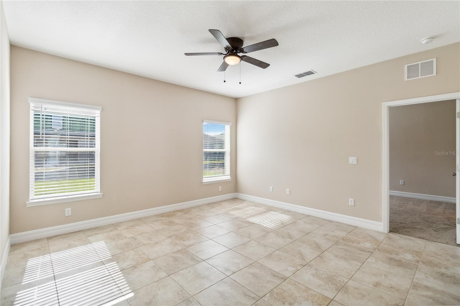 Single Family Residence at 1247 SILO DR, ST CLOUD, photo 13 of 32