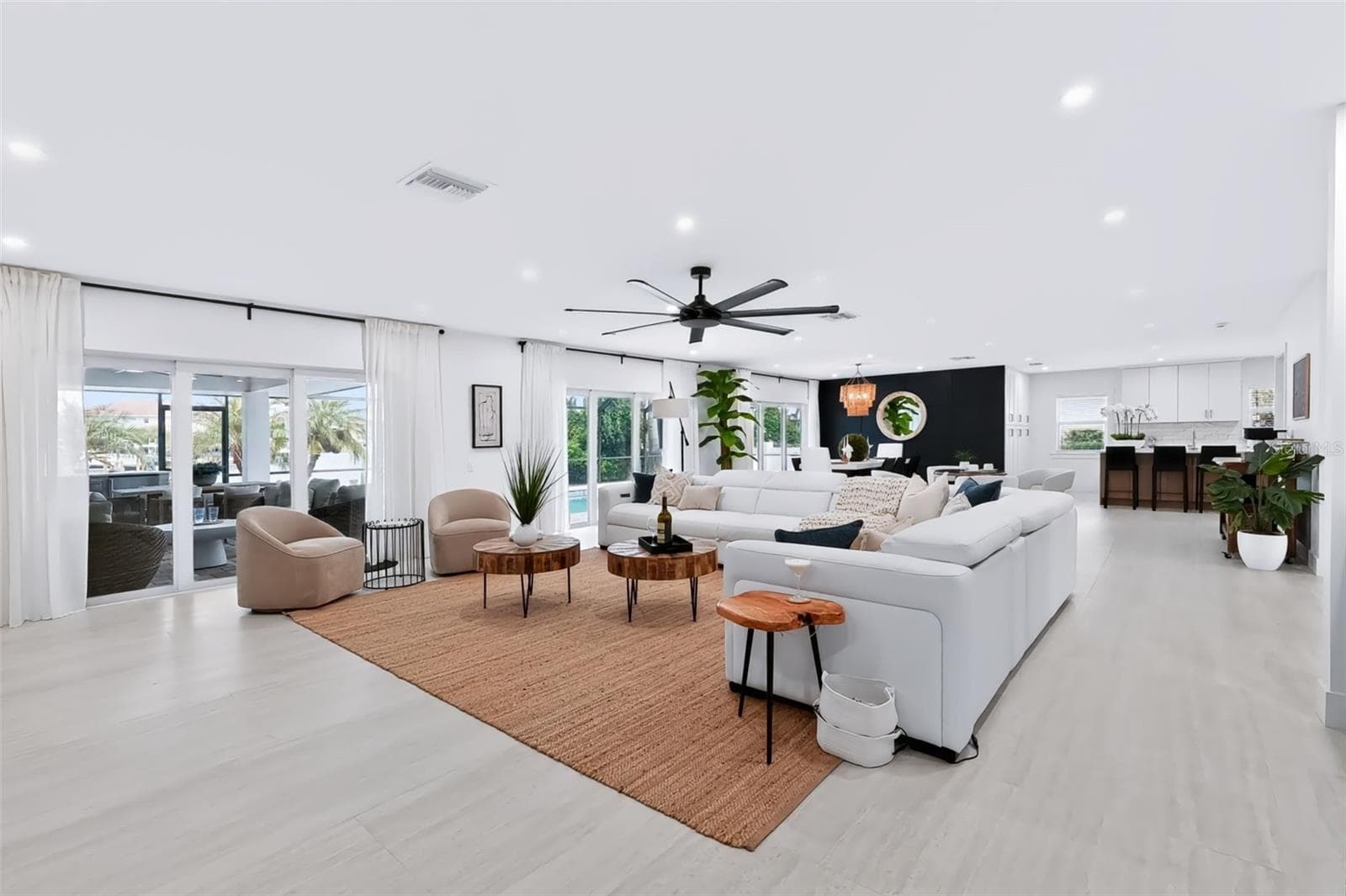 Single Family Residence at 5962 LEELAND ST S, ST PETERSBURG, photo 37 of 75