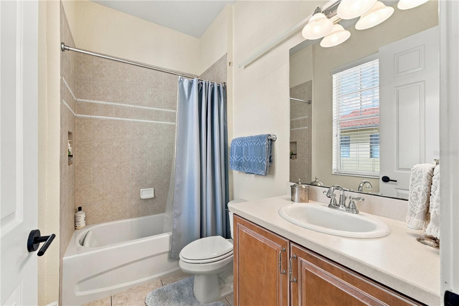 Condominium at 6002 YEATS MANOR DR #101, TAMPA, photo 30 of 40
